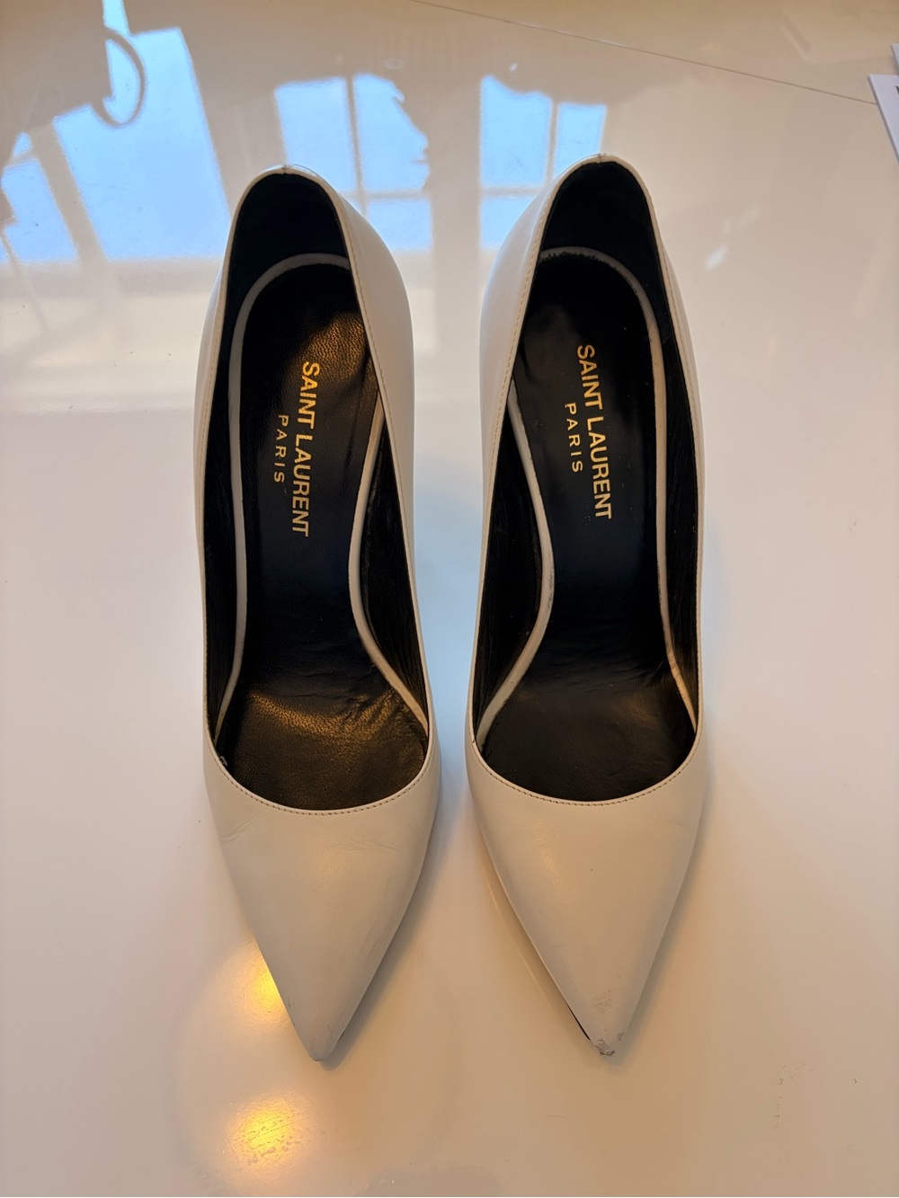 Saint Laurent Cream Pointed Leather Pumps - AUTHENTIC